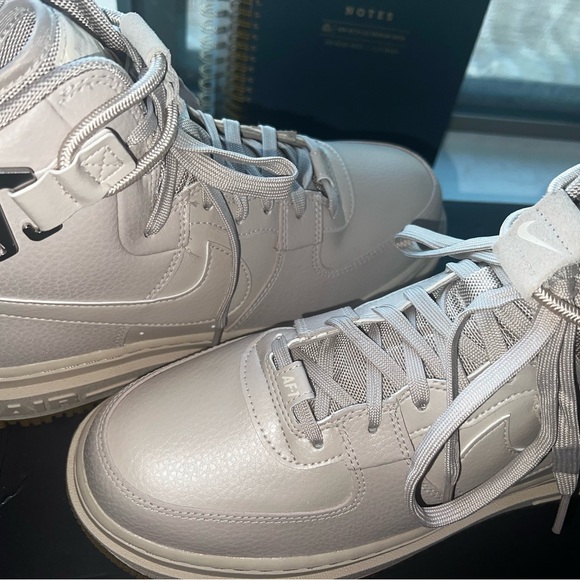 Nike Air Force 1 - Picture 9 of 11